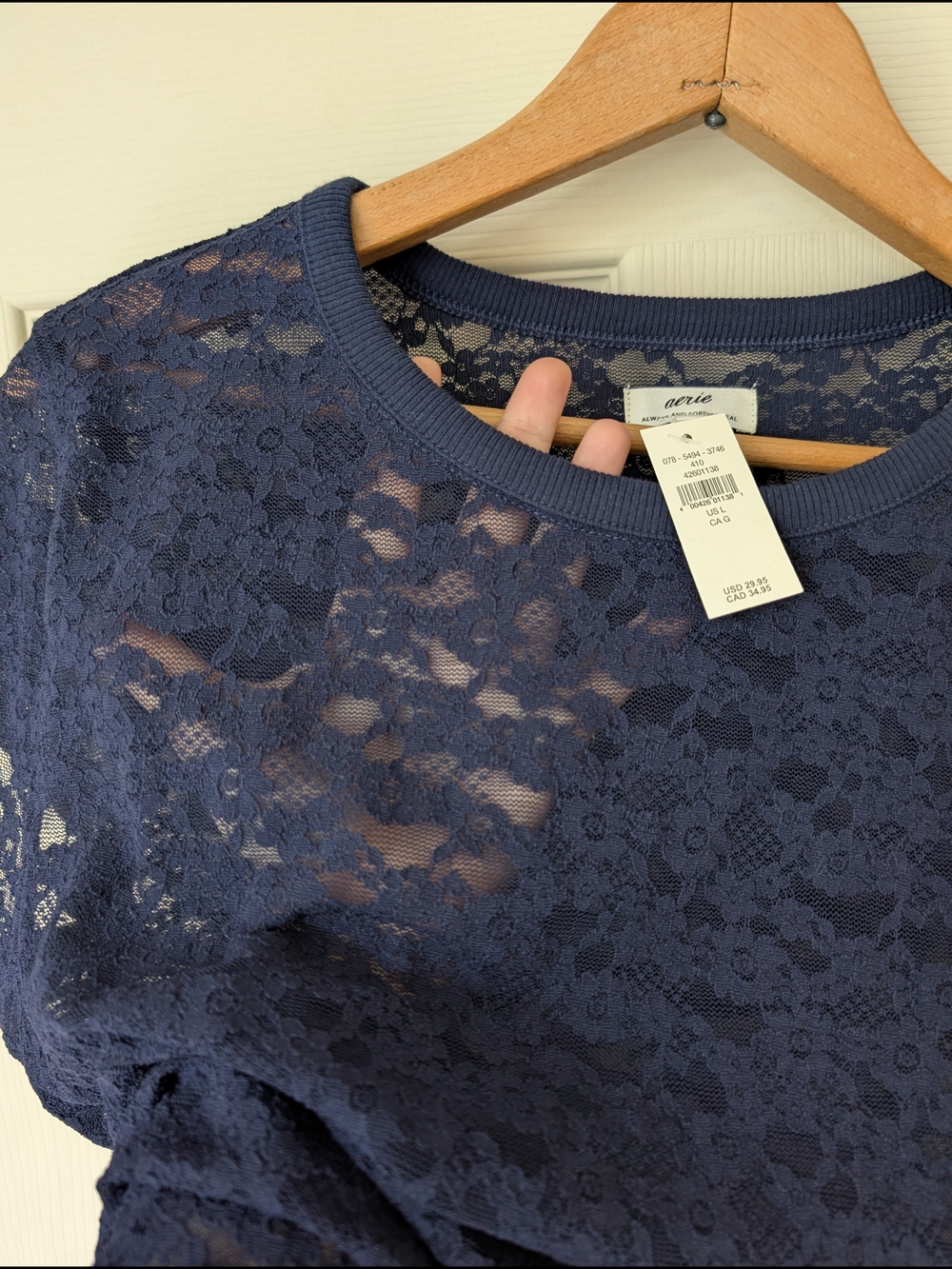 NWT aerie Navy Floral Lace Semi-sheer Short Sleeve Top Large - Picture 3 of 7